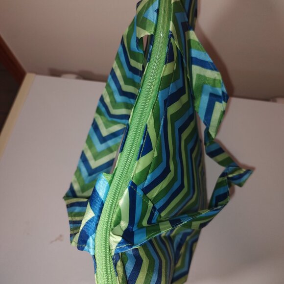 Sachi Reusable Insulated Grocery Zip Tote Pocket Foldable 15 x 16-Good condition - Picture 8 of 9